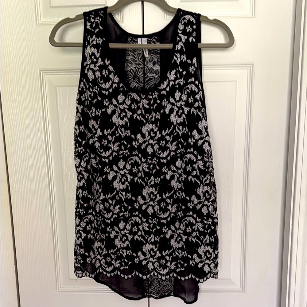 Studio Y Black Lace Tank Top Size M